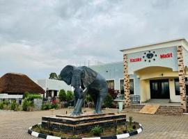 Kacoke Madit Hotel and Cultural Centre, Gulu, hotell i Gulu