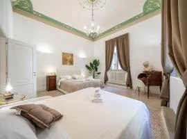 [3 minutes from Piazza Maggiore] Historical flat
