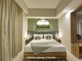 Saltstayz Luxe Executive Studio Apartment- Golf Course Extension Road, hotel din Gurgaon