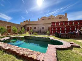 Agpeninshal Ecolodge, hotel em Siwa