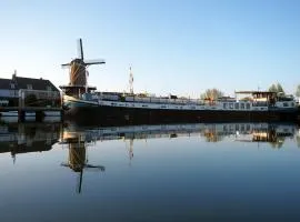 Hotelboat Allure Groningen
