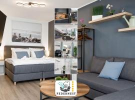 Federnest - Luxus-Studio - Kingsize Boxspringbett - Home-Office mit Monitor und Drucker - 11 Min Hbf، فندق بالقرب من معرض كوشتراسه، دويسبورغ