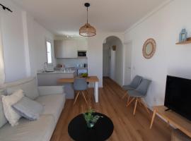 Lavendel Apartments, hotel near Es Carbo Beach, Colonia Sant Jordi