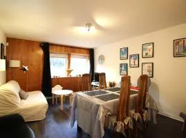 T2bis confortable au pied des pistes - 6 pers, parking, local à skis, animaux acceptés - FR-1-415-149