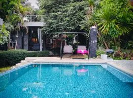 PM Hill villa