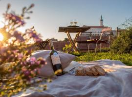 Pension Sebastian a vinný bar Prostě SKLEP, hotel Mikulovban