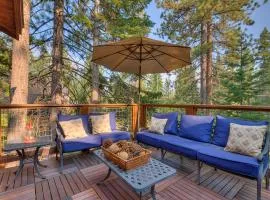 Tahoe Rim Retreat - Spacious 4BR with Pool Table and Private Hot Tub - Pet Friendly!