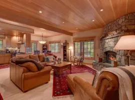 Tahoe Time on North Shore - 4 BR Cabin w Private Hot Tub, Pet Friendly, Walk to Dining