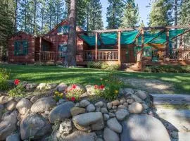Ward Creek Retreat - Cozy Old Tahoe Cabin w Short Drive to Ski Resorts Pet Friendly