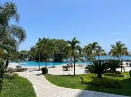 Luxury apartment on a beach front building, Manta.