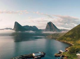 Senja Living, khách sạn ở Stonglandseidet