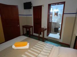 Hotel María Dolores, hotel in Cortazar