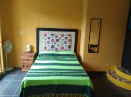 Hospedaje Casa Cortés - Recamaras de Descanso en Tepoztlán Mor – domek letniskowy w mieście Tepoztlán