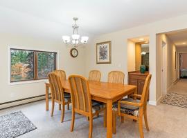 47 McCloud - Upper Unit 3 Bedrooms, hotel v destinaci Incline Village