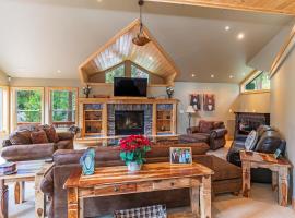 585 Knotty Pine - Gorgoeous Moutain Home, golf hotel in Incline Village