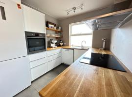 Spacious and family friendly apartment in Kópavogur, rannahotell Reykjavikis