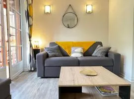 T2 + alcôve. Balcon. Parking couvert. Piscine été.