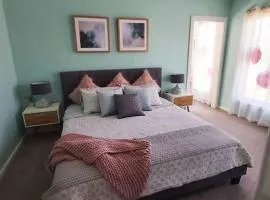 Private Guest Suite in Lyndhurst