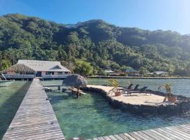 Pension Hibiscus Taha'a, hotel v destinaci Vaitoare