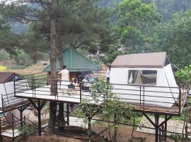 Lều biệt thự, glamping site in Hanoi