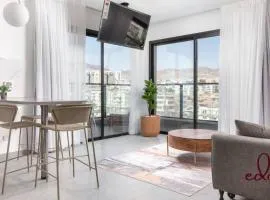 דירה משפחתית סופר מרווחת במיקום מרכזי - By Edomlux