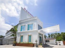 Ramada by Wyndham Goa Arpora, хотелски комплекс в Арпора