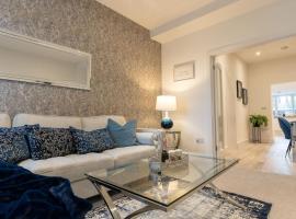 Luxury living away from home: Earlswood şehrinde bir otoparklı otel