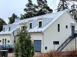 Lägenhet i villa, ubytovanie s kúpeľmi onsen v destinácii Bålsta