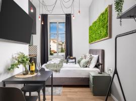 Apartments & rooms ONE WORLD, hotel en Rijeka