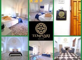 TEMPLARI SUITE - B&B Mesagne, готель у місті Мезаньє