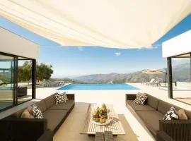 Hill house Spain -villa casa blanca