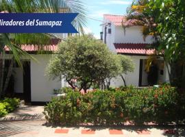 Centro Vacacional MIRADORES DEL SUMAPAZ: Melgar'da bir otel