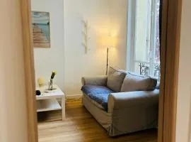 Cozy historic appartement near Exelmans in 16th District Paris
