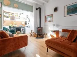 Grande Maison Cusset - Maison de ville et Studio