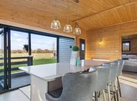 Choller Farm Lodge - Private Hot Tub
