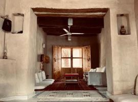 Siwa desert home، كوخ في سيوة