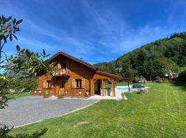 Gîte Chalet avec bain nordique et piscine 11 pers Hautes Vosges, hotel económico em Plainfaing