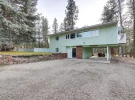 Pet-Friendly Montana Abode with Balcony and Fireplace!