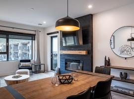 Altitude Adjustment by Revelstoke Vacations, ξενοδοχείο σε Revelstoke