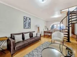 Self Check In-Family home-4 km from blouberg beach