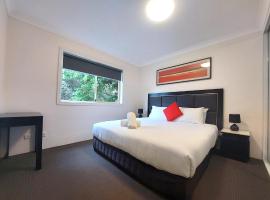 Eastwood Furnished Apartments, íbúð í Sydney