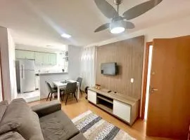 Apartamento com 2 dormitórios, 1 vaga de garagem e mercadinho 24hrs, em ótima localização!