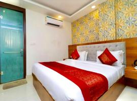 Hotel Glace Airport Stay Near IGI Airport, hotel near Delhi International Airport - DEL, New Delhi