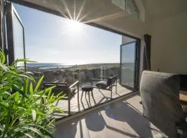Stylish Coastal House with Stunning Ocean View