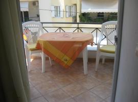 Agalos Studios, hotel in Loutra Edipsou