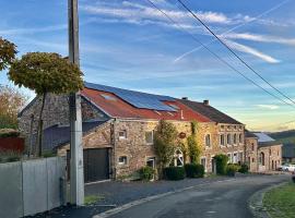 Chemin de Traverse, family hotel in Theux