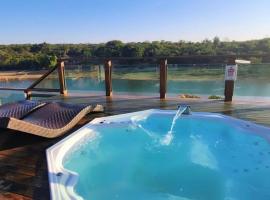 Recanto dos sonhos, hotel with pools in Betim