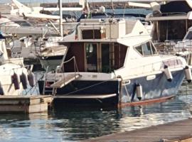 Salerno Yacht, hotel em Salerno