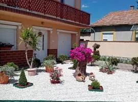 Margaret Apartman