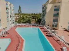Spacious 1 bed in Vilamoura, Fast Wifi & Pool